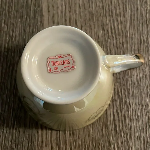 Antique tea cup and saucer - Picture 12 of 12